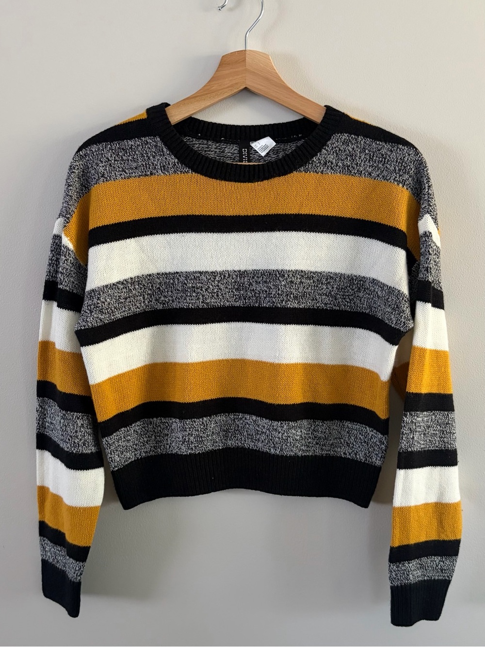 💛 H&M Striped Crewneck Sweater in Mustard, Black, White, and Gray